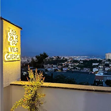 아파트 Gjergji Durrës